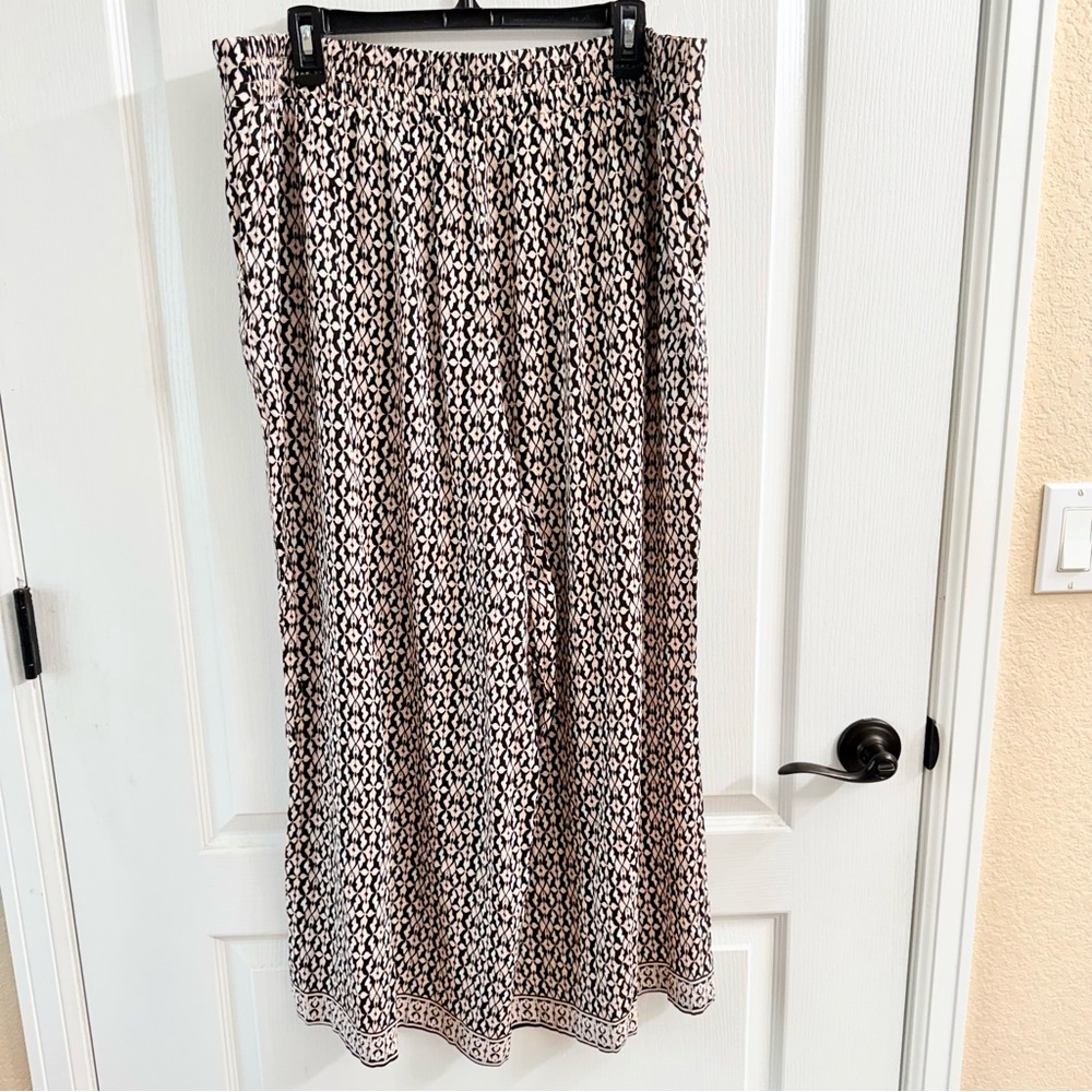 Max Studio Patterned Wide-Leg Pants - Picture 5 of 7